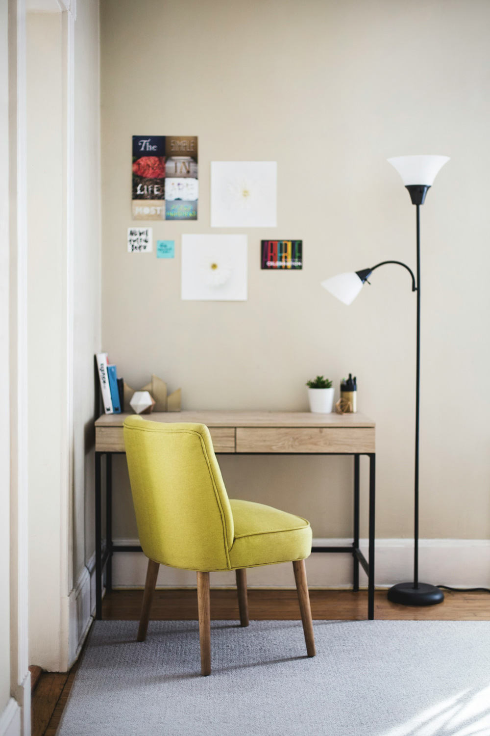 Warm Scandinavian Small Home Office original design