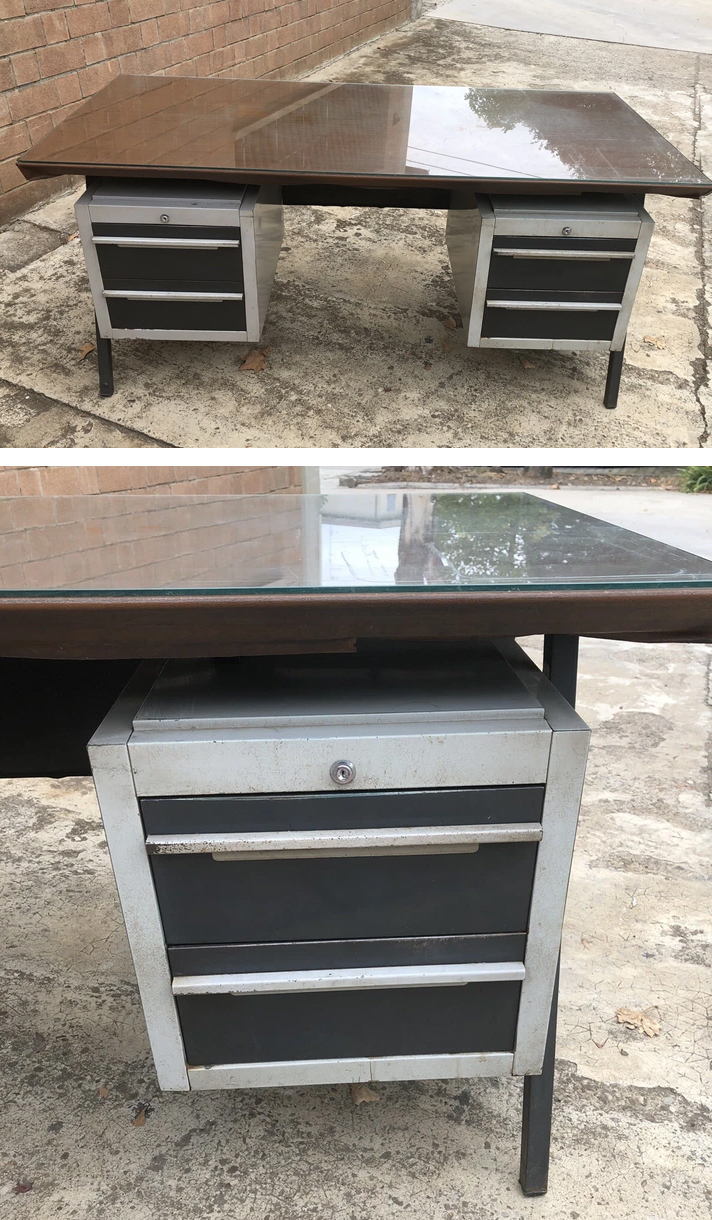 10 1960s Italian Metal Office Desk with Simple Vintage Charm