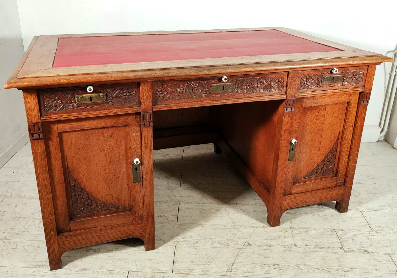 15 Charming 1900s Liberty Desk