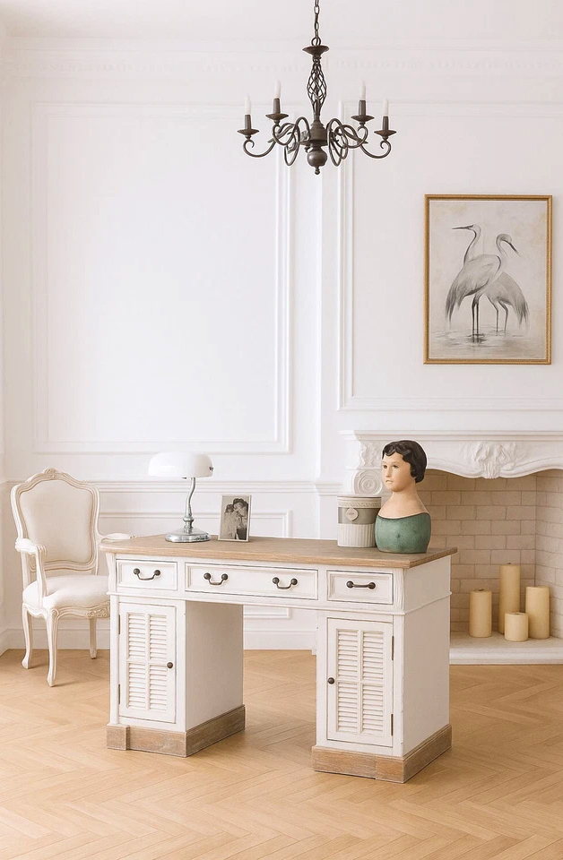 5 White Country Style Desk with Sweet Vintage Charm