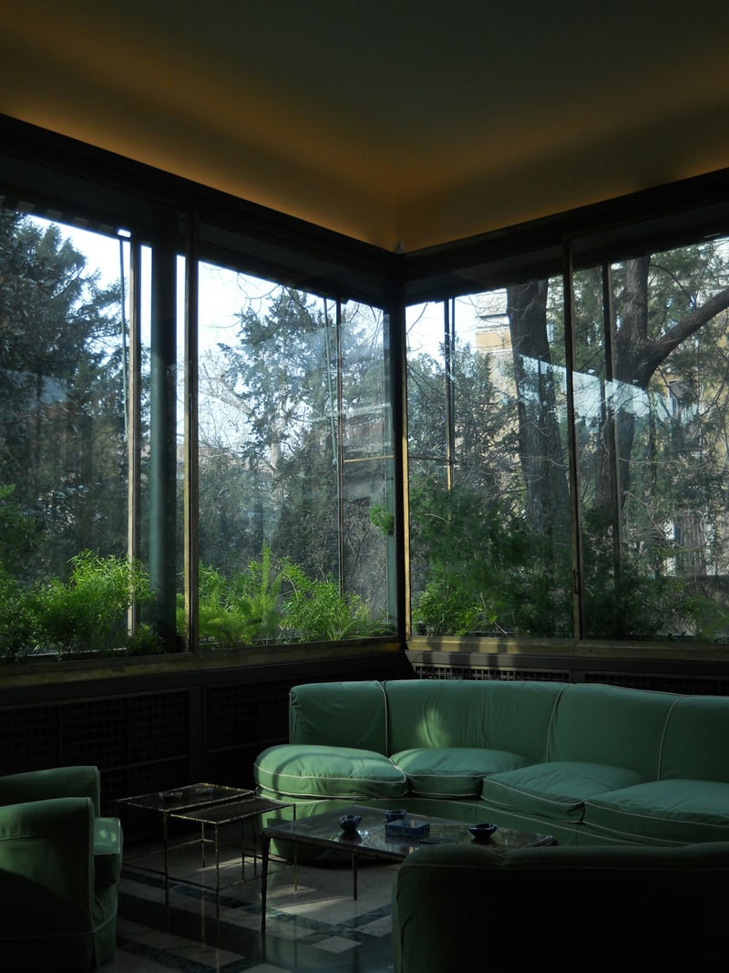 deep green sofa living room