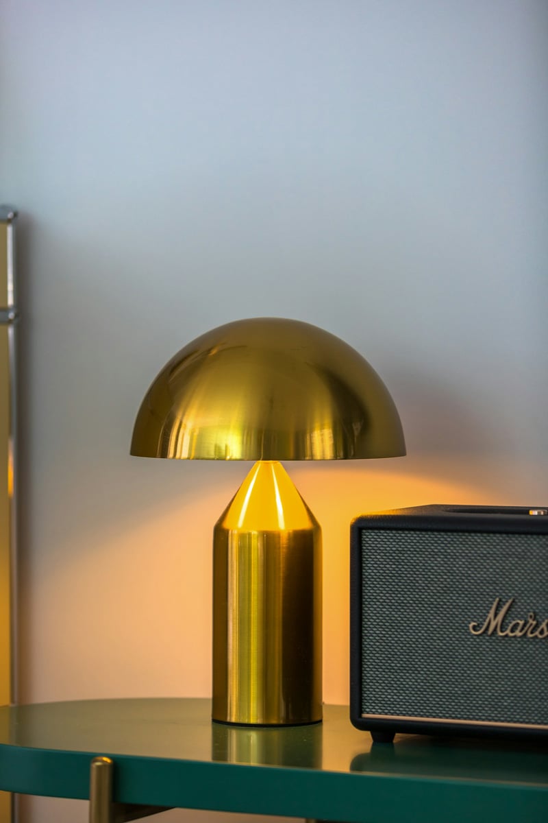 golden lamp