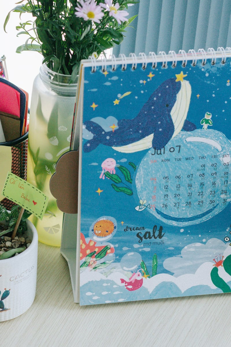 colorful desk calendar